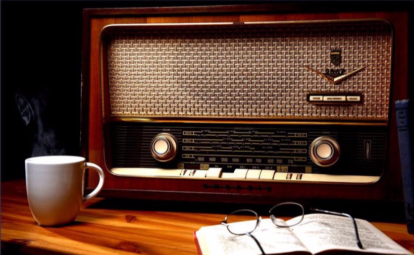 radio antigo conserto